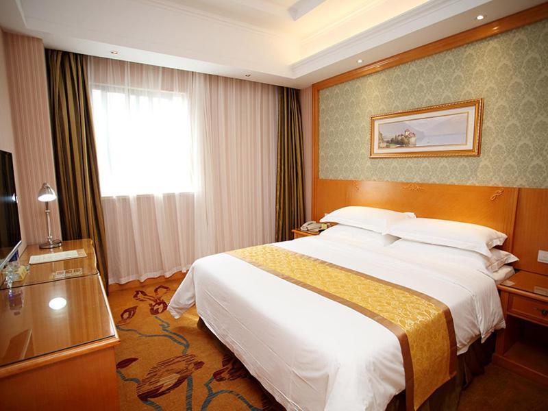 Vienna Hotel Jiangsu Kunshan Exhibition Center Bagian luar foto